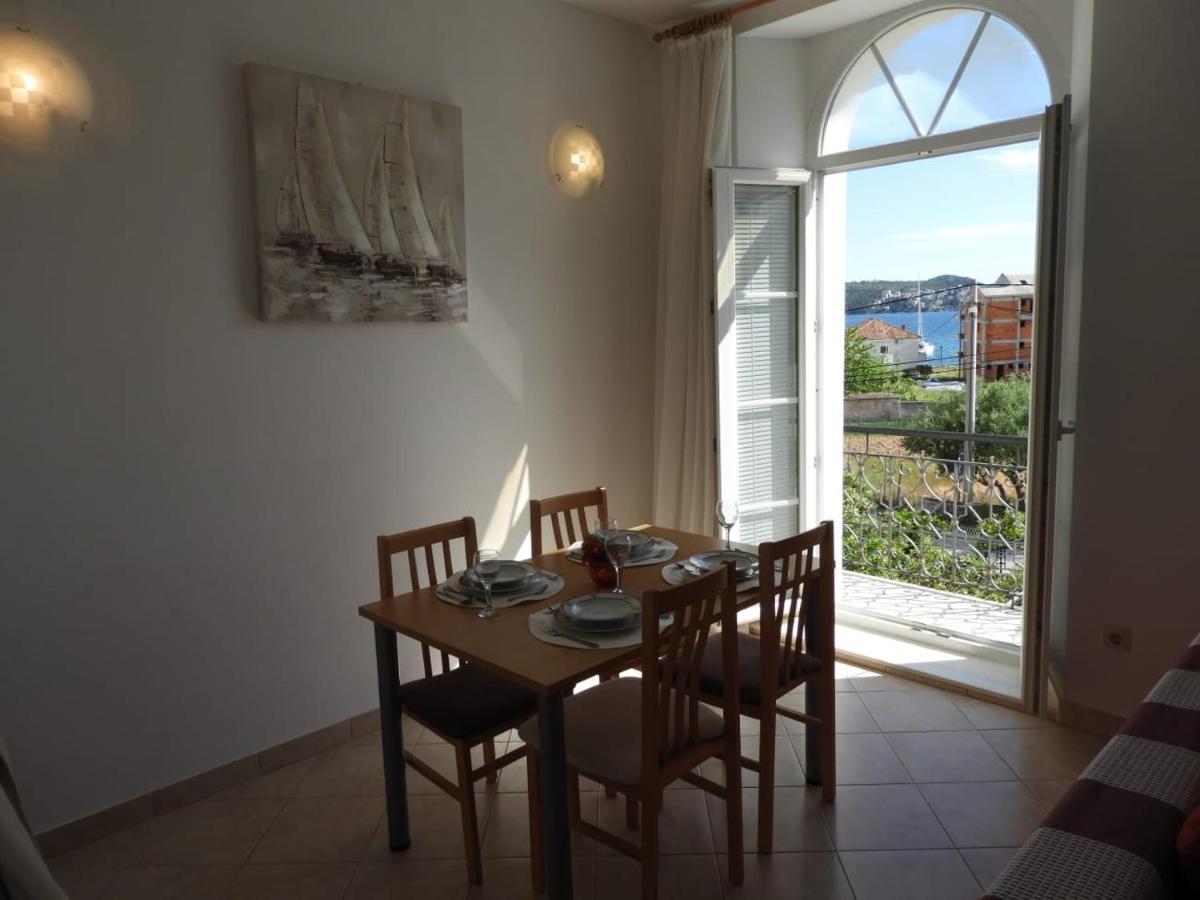 Villa Bilota Trogir Eksteriør billede